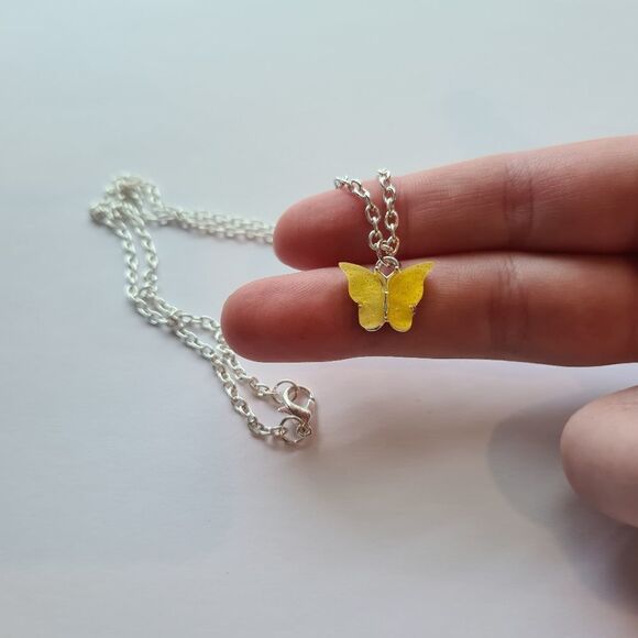 Cute Butterfly Necklace for Women Sweet Gift - Picture 1 of 1